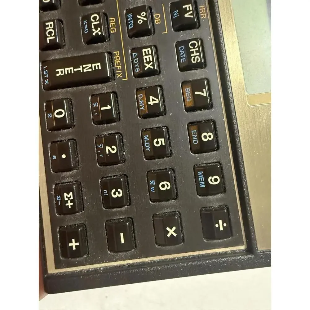 Hewlett Packard HP 12C Financial Calculator With Original Case